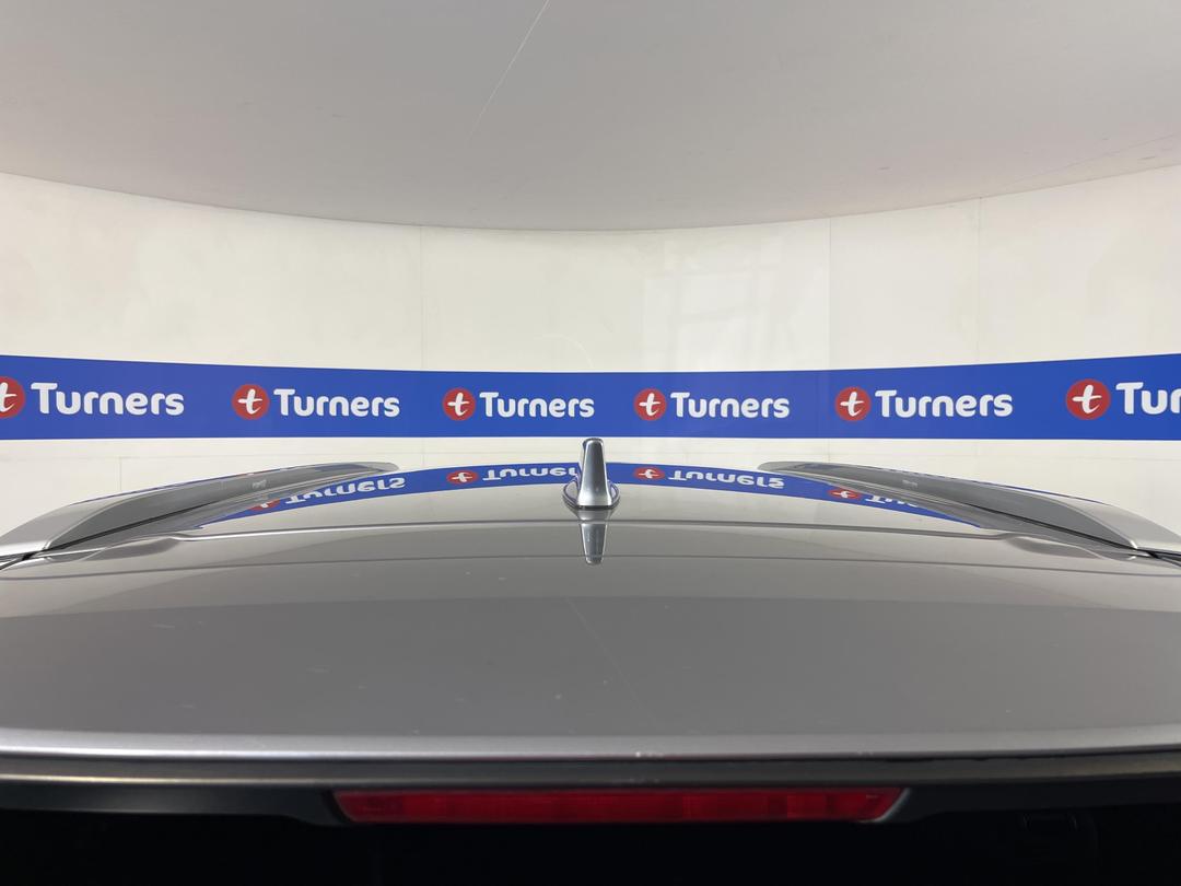 Photo '30' of Mitsubishi Outlander