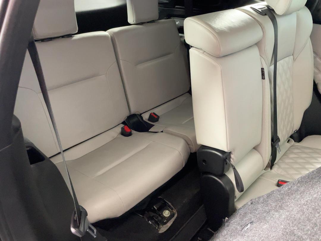 Photo '23' of Mitsubishi Outlander