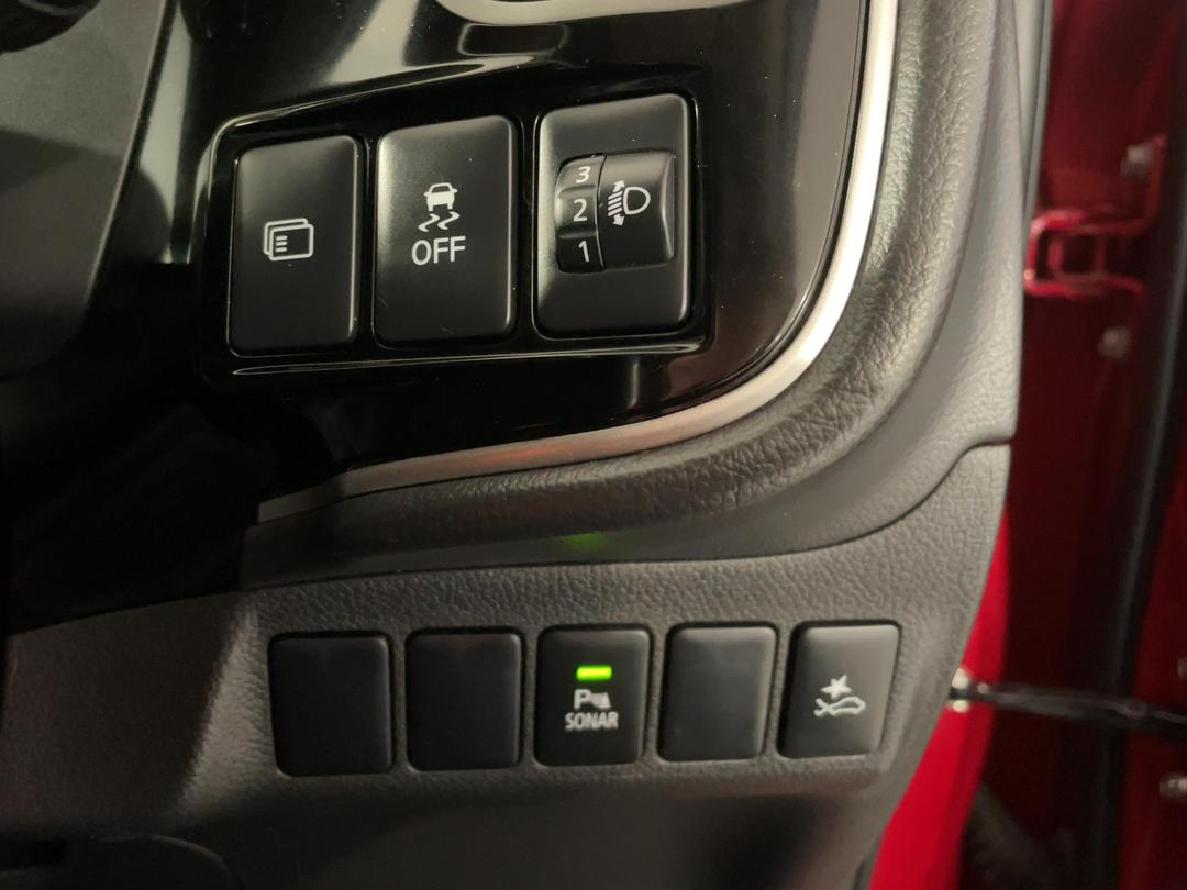 Photo '25' of Mitsubishi Outlander