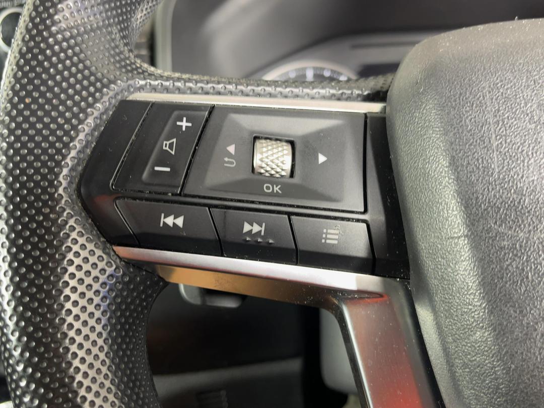 Photo '23' of Mitsubishi Outlander