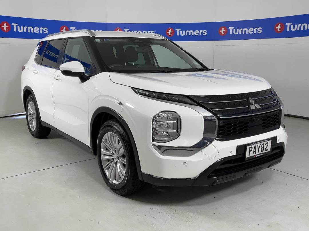 Photo '1' of Mitsubishi Outlander