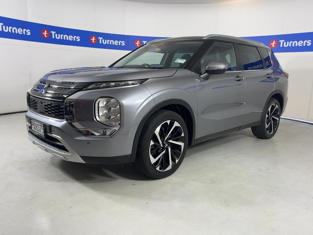 Photo '4' of Mitsubishi Outlander