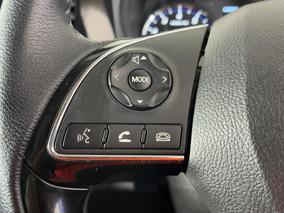 Photo '23' of Mitsubishi Outlander