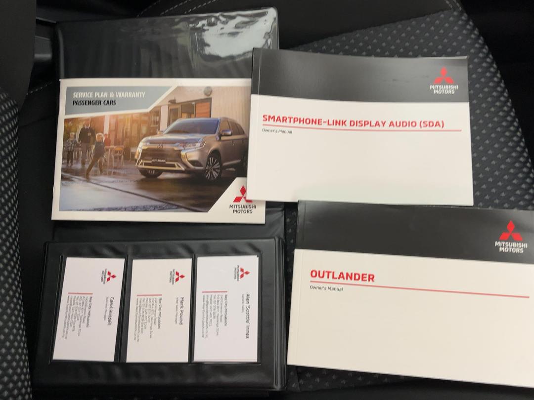 Photo '26' of Mitsubishi Outlander