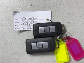Photo '22' of Mitsubishi Outlander