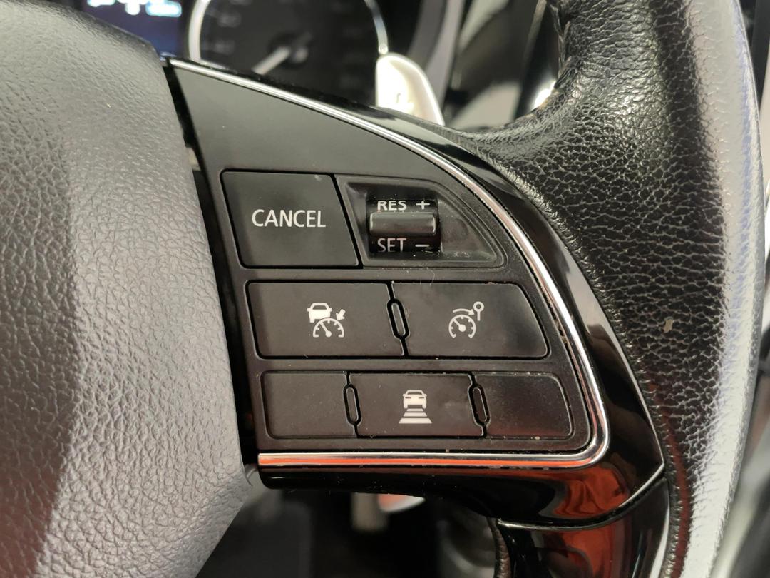 Photo '26' of Mitsubishi Outlander