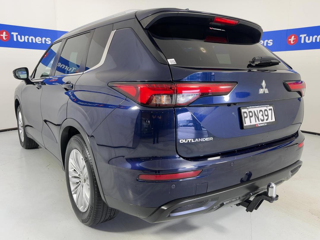 Photo '5' of Mitsubishi Outlander