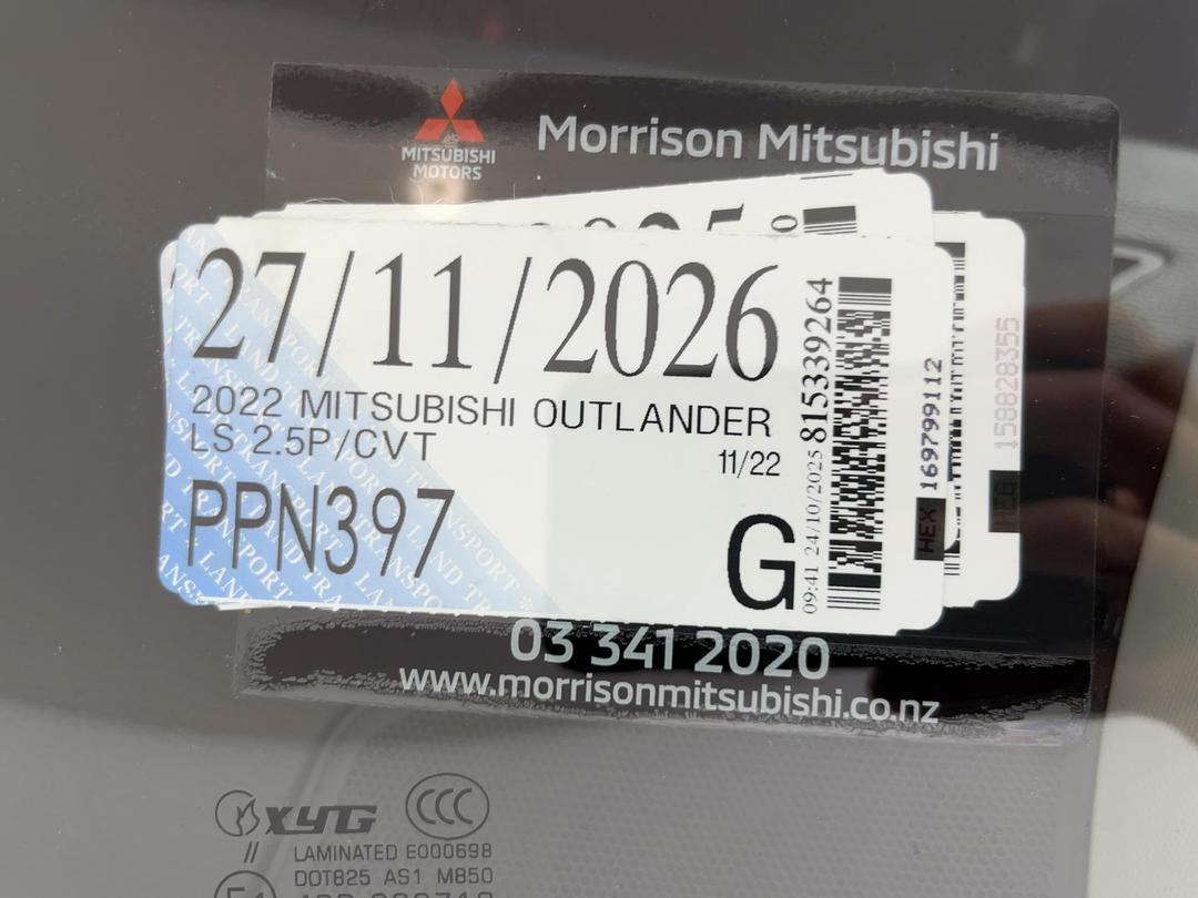 Photo '31' of Mitsubishi Outlander