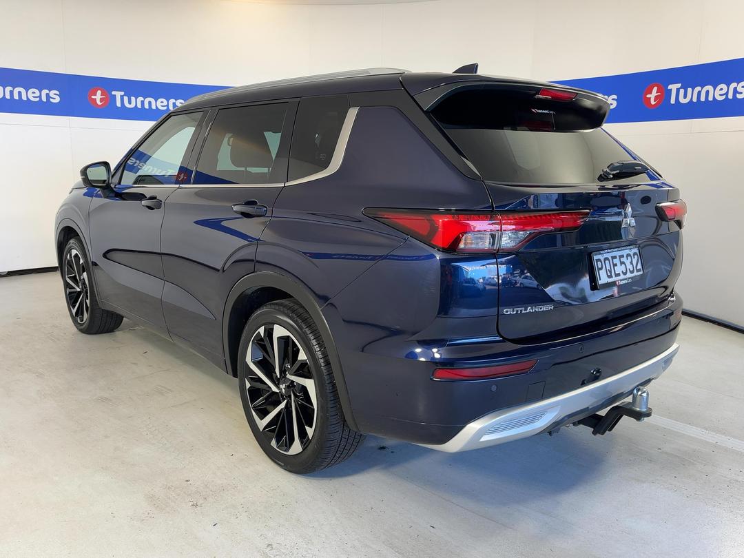 Photo '5' of Mitsubishi Outlander
