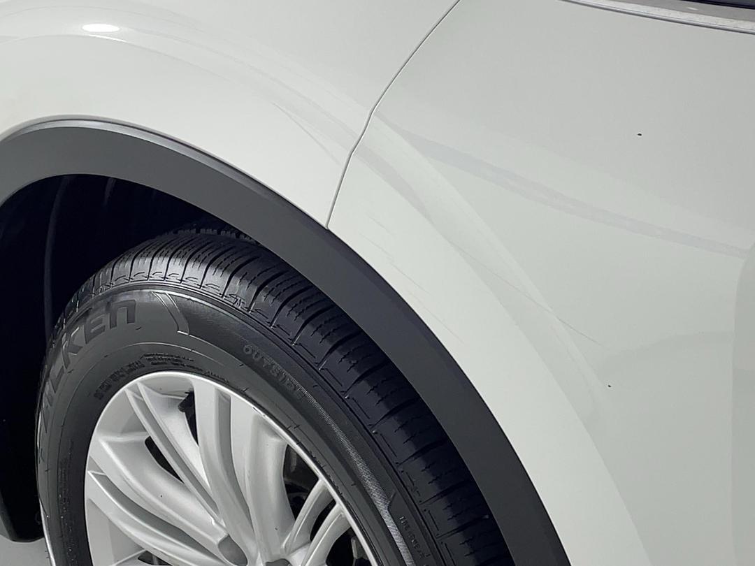 Photo '26' of Mitsubishi Outlander