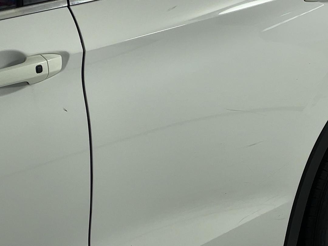 Photo '27' of Mitsubishi Outlander