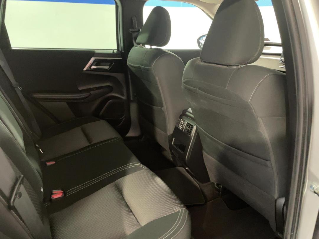 Photo '20' of Mitsubishi Outlander