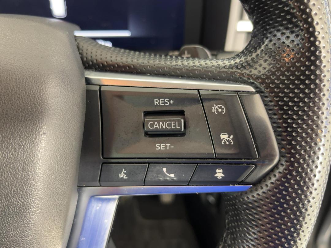 Photo '25' of Mitsubishi Outlander