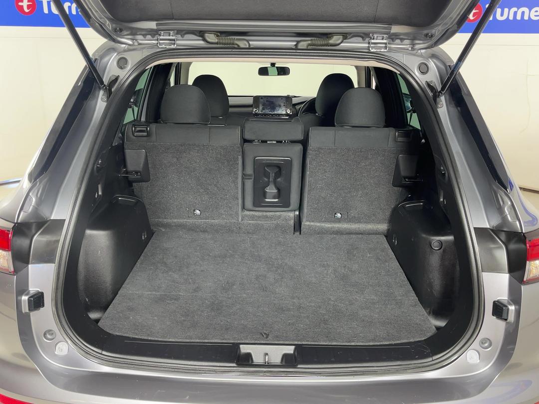 Photo '14' of Mitsubishi Outlander