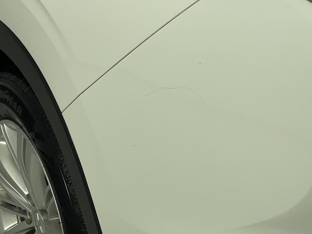 Photo '28' of Mitsubishi Outlander