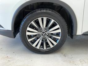Photo '10' of Mitsubishi Outlander