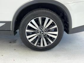 Photo '11' of Mitsubishi Outlander