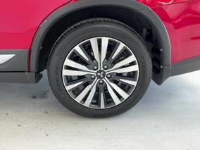 Photo '11' of Mitsubishi Outlander