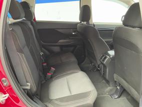 Photo '20' of Mitsubishi Outlander