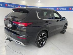Photo '7' of Mitsubishi Outlander