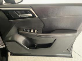 Photo '15' of Mitsubishi Outlander