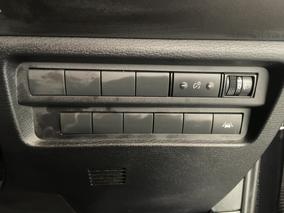 Photo '25' of Mitsubishi Outlander
