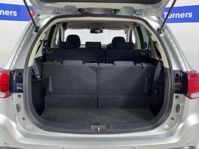 Photo '14' of Mitsubishi Outlander