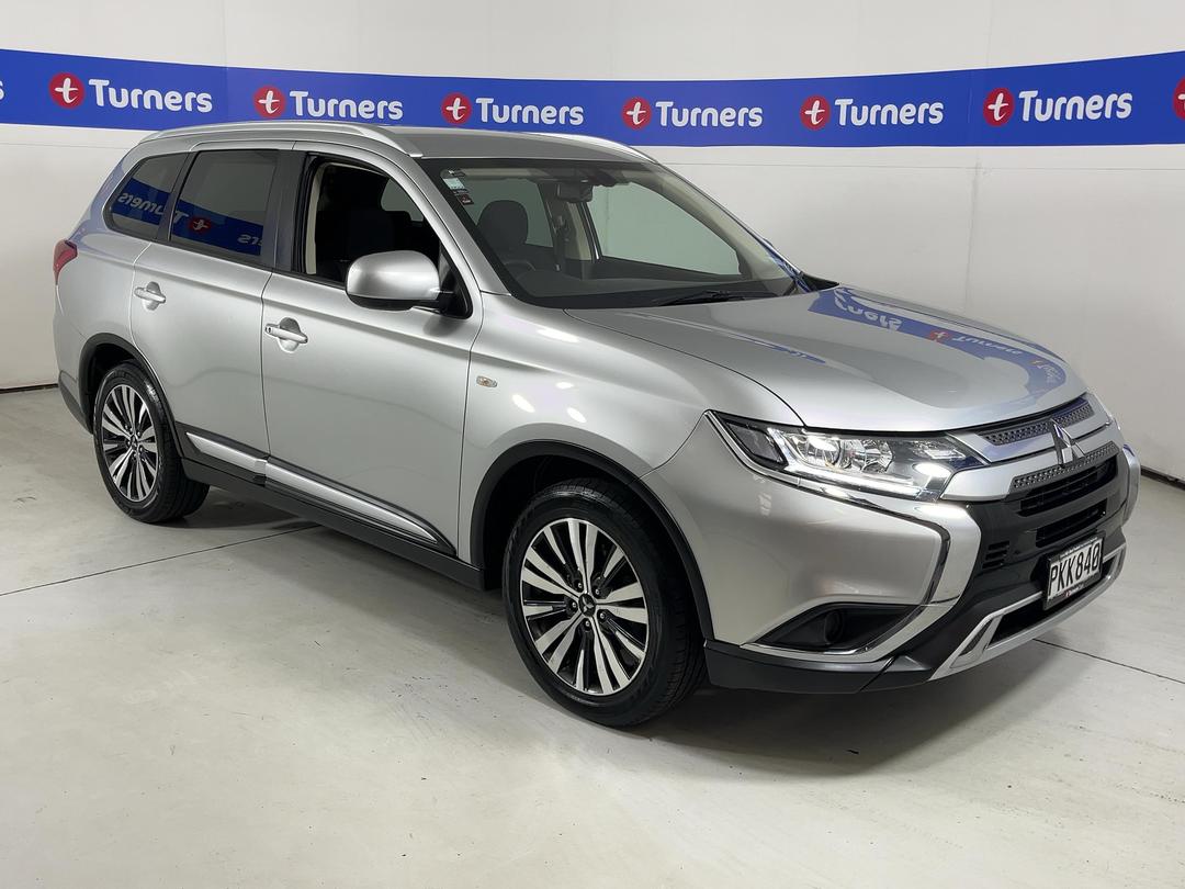 Photo '1' of Mitsubishi Outlander
