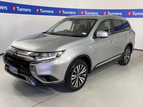 Photo '4' of Mitsubishi Outlander