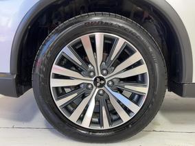 Photo '10' of Mitsubishi Outlander