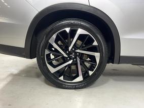 Photo '12' of Mitsubishi Outlander