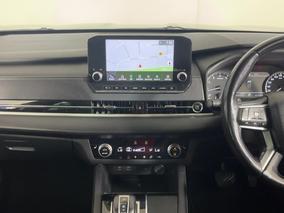 Photo '18' of Mitsubishi Outlander