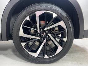 Photo '11' of Mitsubishi Outlander