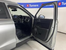 Photo '15' of Mitsubishi Outlander