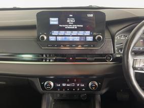 Photo '18' of Mitsubishi Outlander