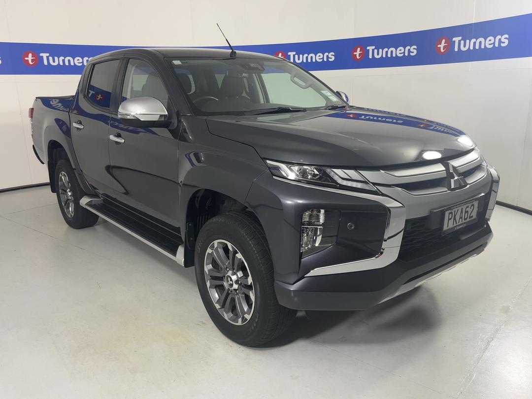 Photo '1' of Mitsubishi Triton