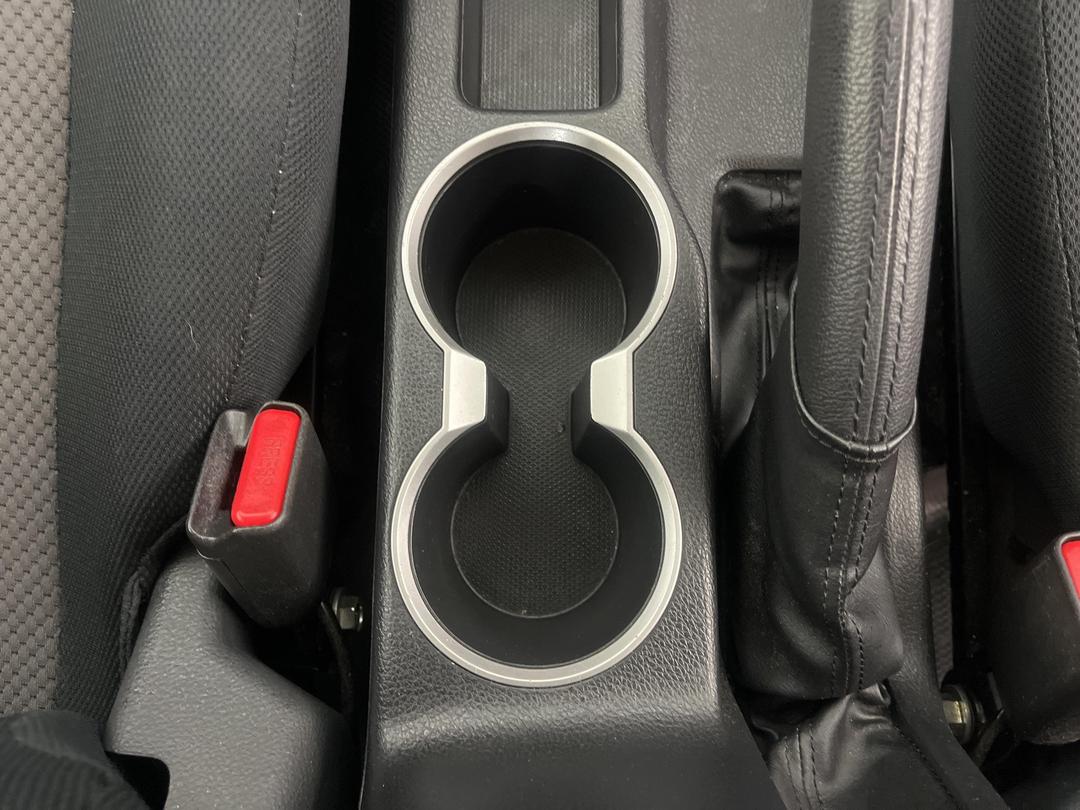 Photo '23' of Mitsubishi Triton