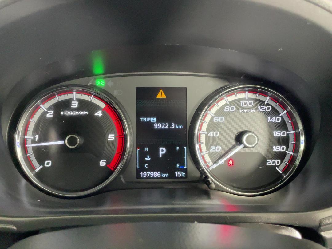 Photo '21' of Mitsubishi Triton