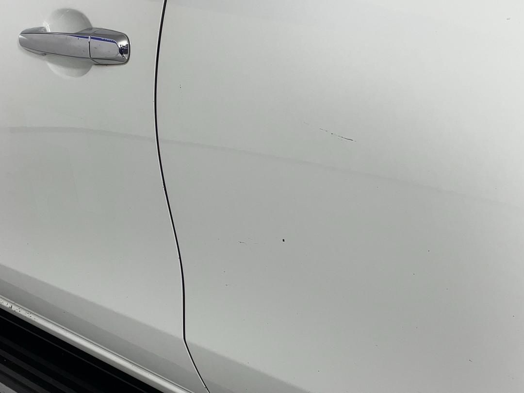 Photo '28' of Mitsubishi Triton