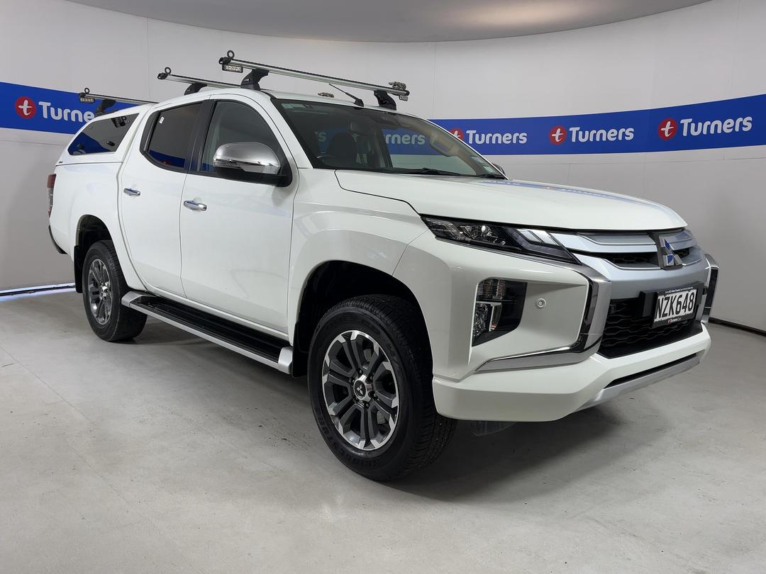 Photo '1' of Mitsubishi Triton
