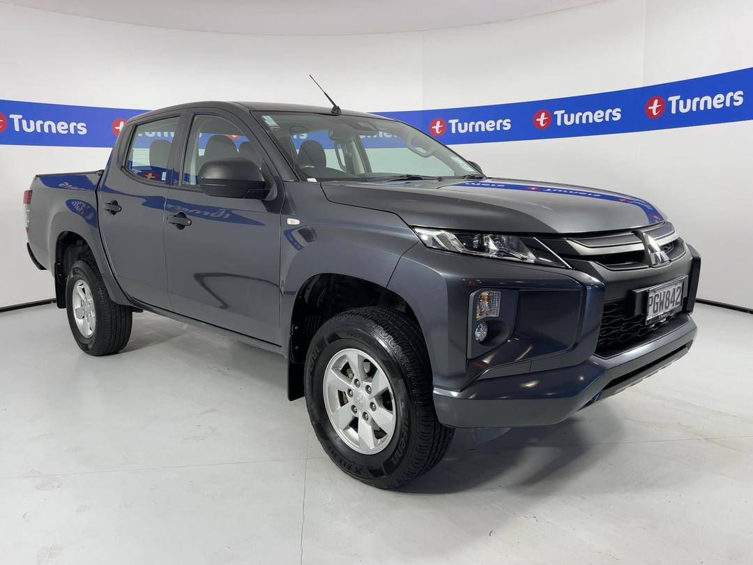 Photo '1' of Mitsubishi Triton