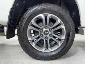 Photo '12' of Mitsubishi Triton