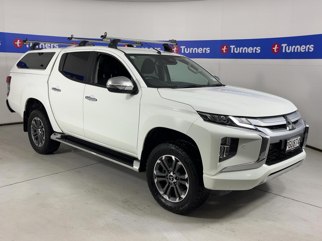 Photo '1' of Mitsubishi Triton