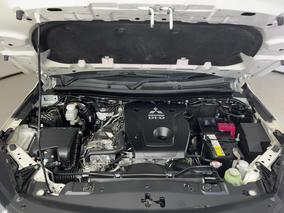 Photo '13' of Mitsubishi Triton