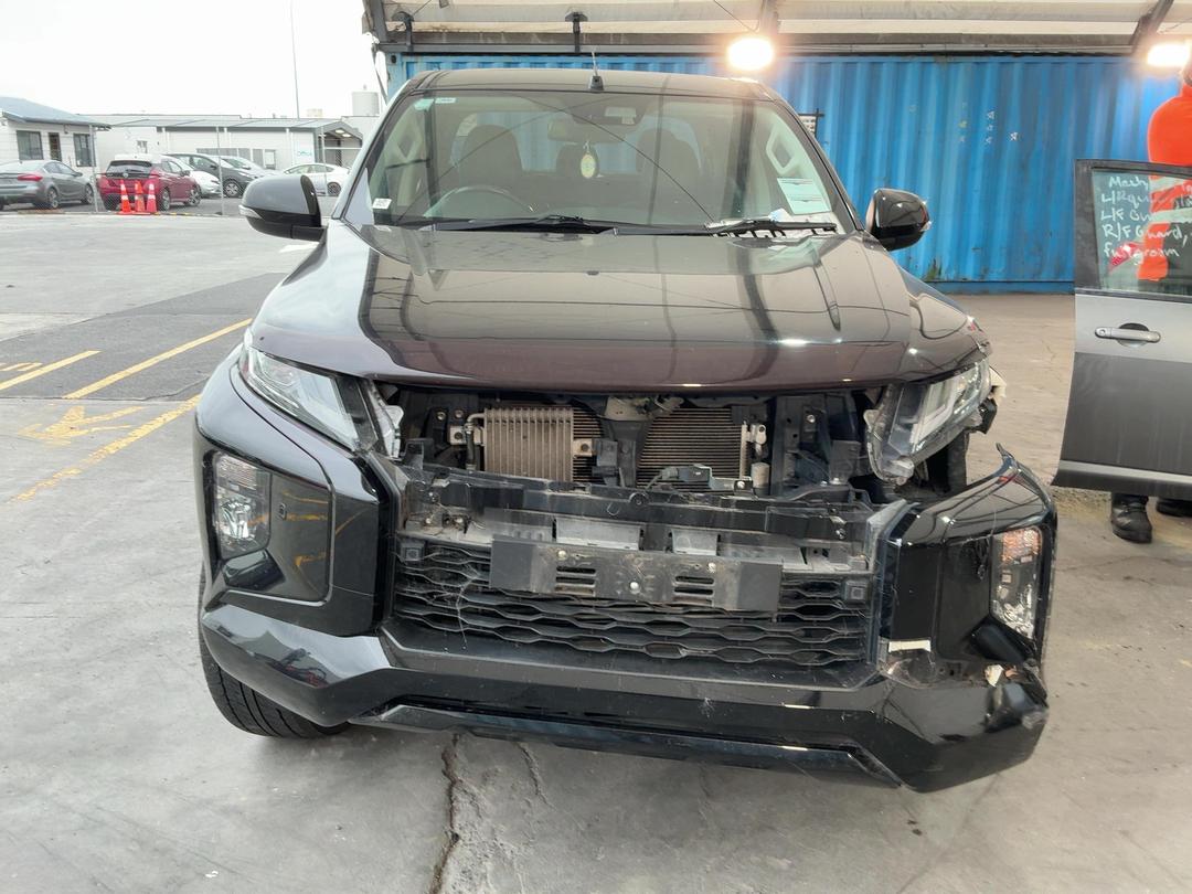 Photo '5' of Mitsubishi Triton DC Vrxb 6AT Photo '5' of Mitsubishi Triton DC Vrxb 6AT