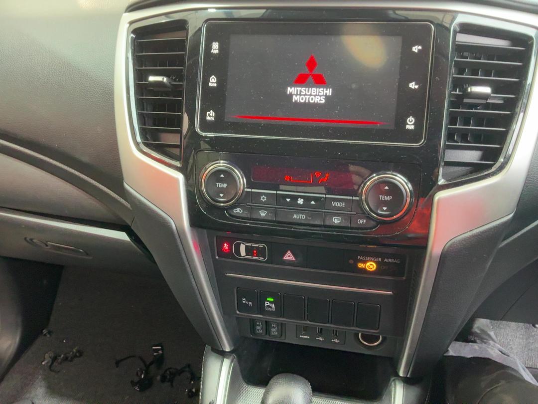 Photo '25' of Mitsubishi Triton DC Vrxb 6AT Photo '25' of Mitsubishi Triton DC Vrxb 6AT