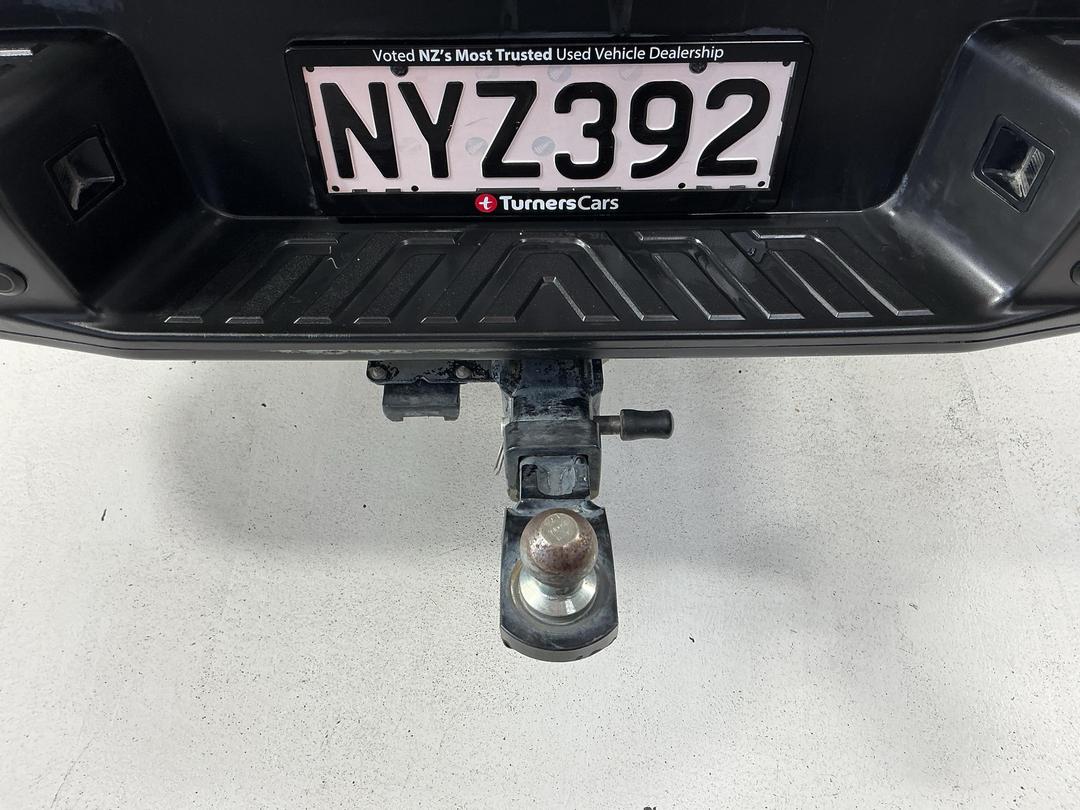 Photo '30' of Nissan Navara