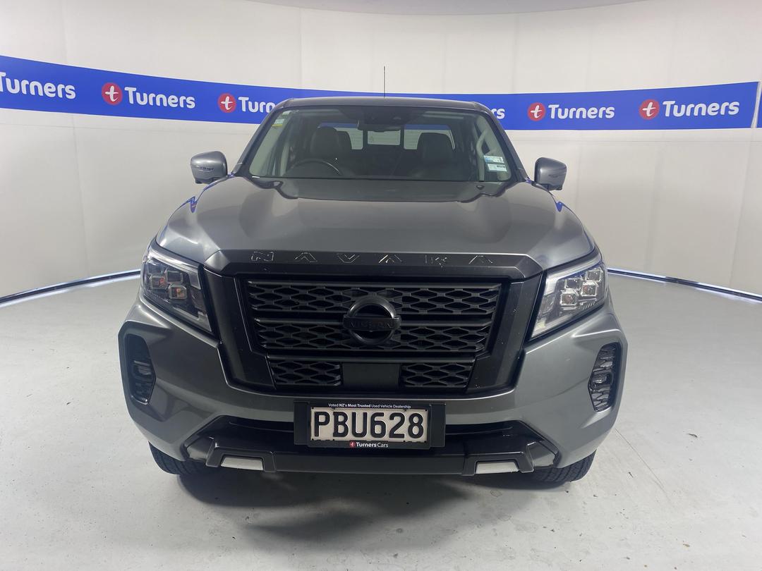 Photo '2' of Nissan Navara