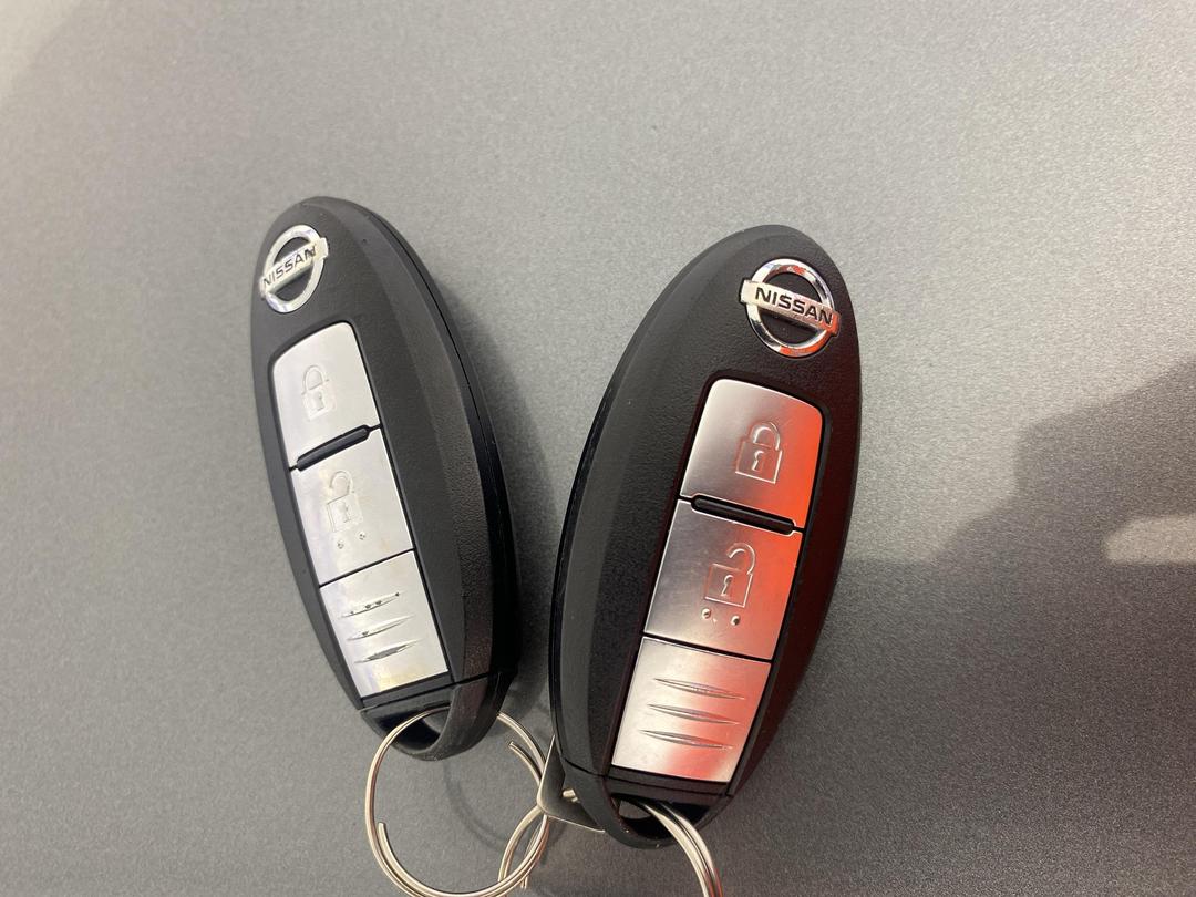 Photo '22' of Nissan Navara