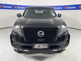 Photo '2' of Nissan Navara